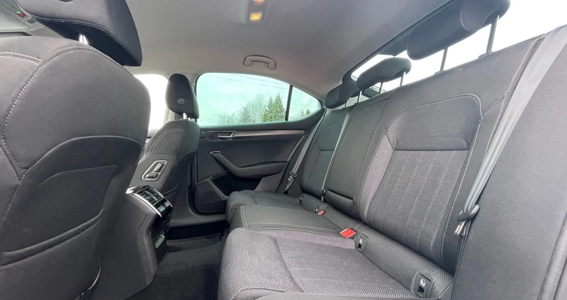 Skoda Superb cena 84900 przebieg: 145000, rok produkcji 2021 z Zator małe 352